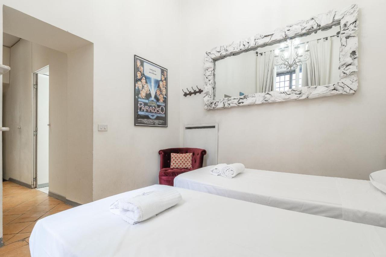 Luxury Piazza Navona Escape 11 Apartment *