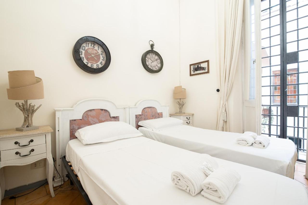 Apartment Luxury Piazza Navona Escape 11